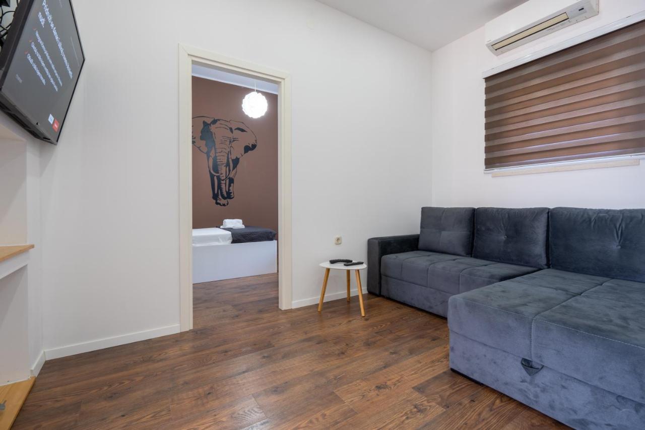 Ivano Apartment Ston Exterior photo