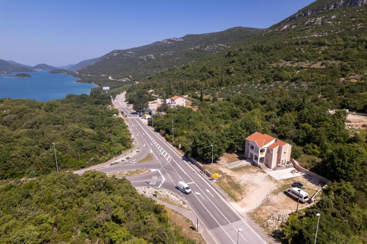 Ivano Apartment Ston Exterior photo